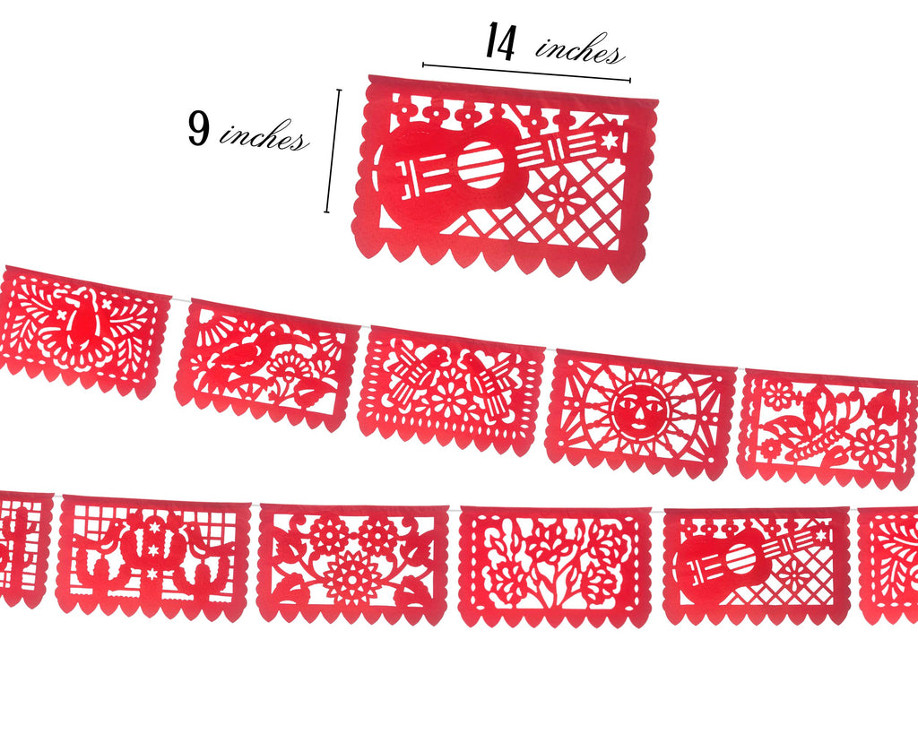 papel Picado Mexicano de color rojo hecho de papel 