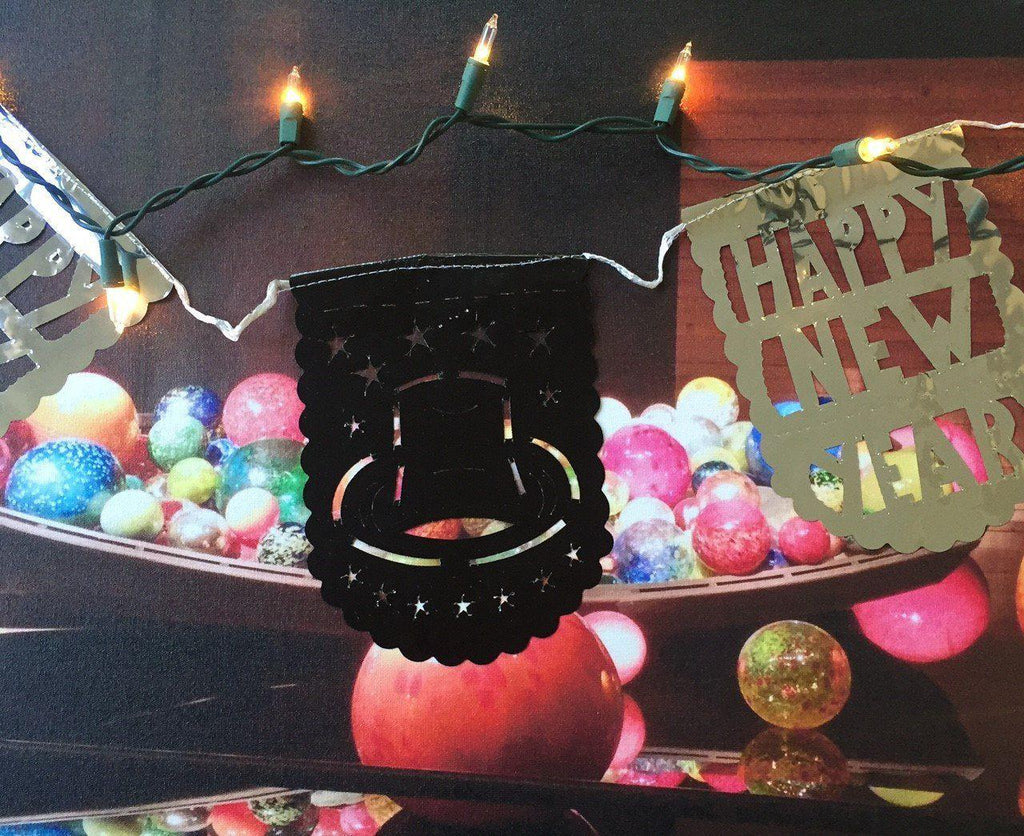 Holiday Party Collection - Happy New Year Party Banner, New Years Eve 2016 Party Decor, Black And Silver Garland